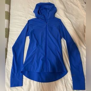 Womens wind breaker
